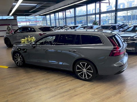 Volvo V60 T6 Plug-in Hybrid AWD Core
