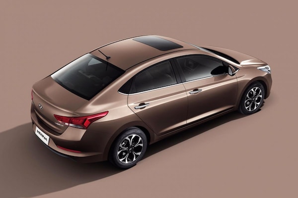 Hyundai Verna facelift Japan