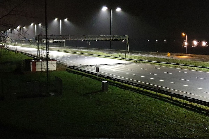 Avondklok rustig snelweg A12