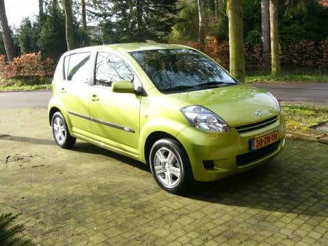 Daihatsu Sirion 2 1.0 12V DVVT Premium (2008)