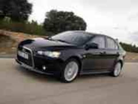 Mitsubishi Lancer Sportback 1.6 ClearTec Edition Two (2012)