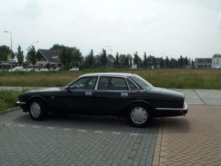 Jaguar Sovereign 4.0 (1990)