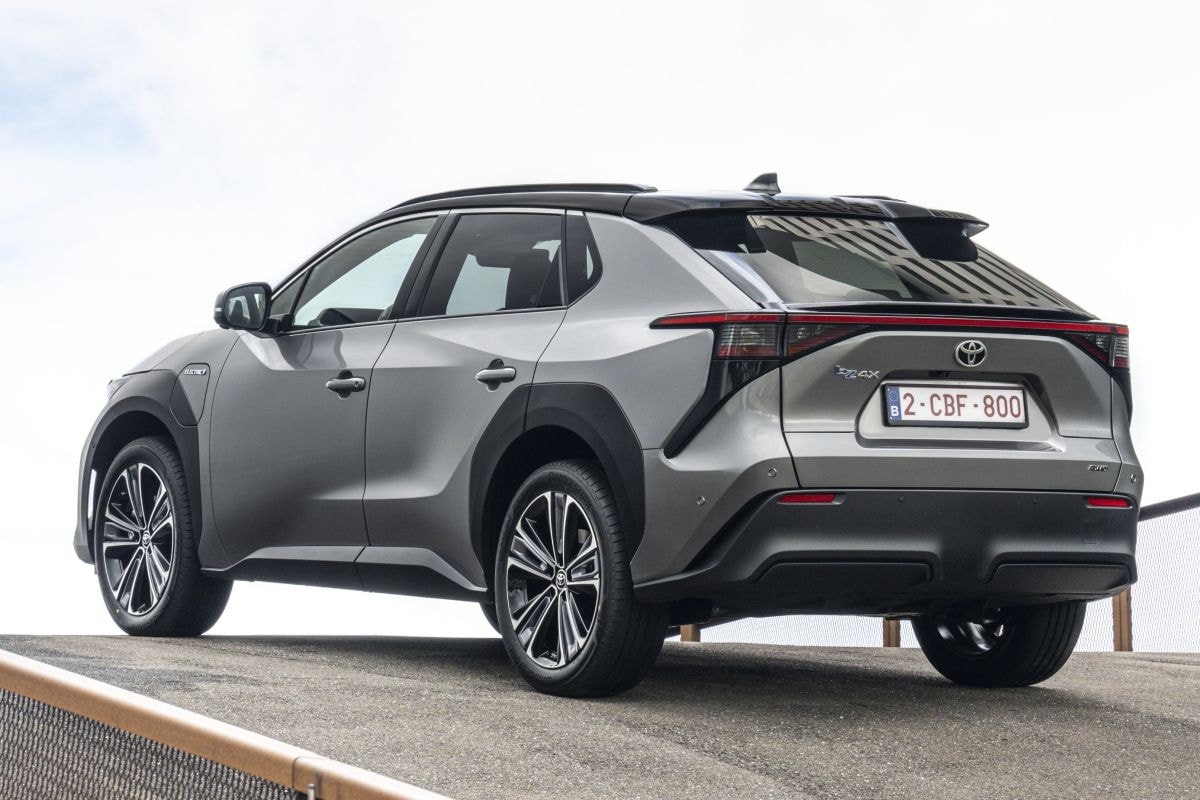 Toyota bZ4X Premium (2022) review - AutoWeek