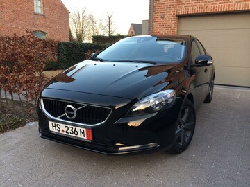 Volvo V40 T4 Kinetic (2017)