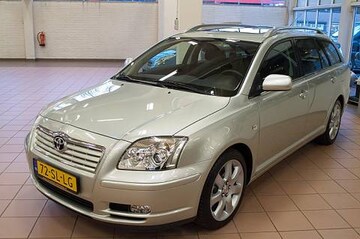 Toyota Avensis Wagon 2.0 16v VVT-i D4 Linea Luna (2006)