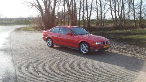 BMW 316i Coupé