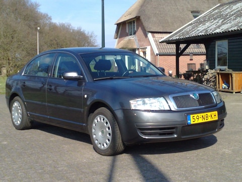 Skoda Superb 1.9 TDI 100pk Kompas