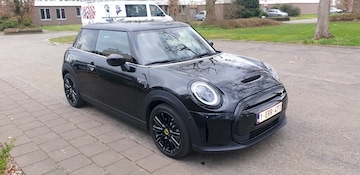 MINI Mini (2022)