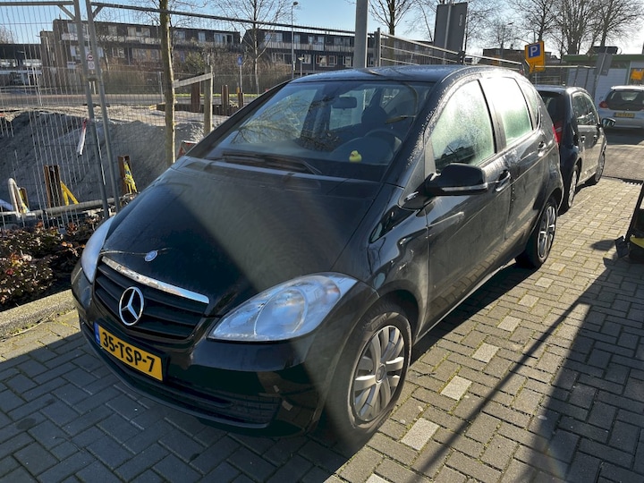 Mercedes-Benz A 160 BlueEFFICIENCY (2012)