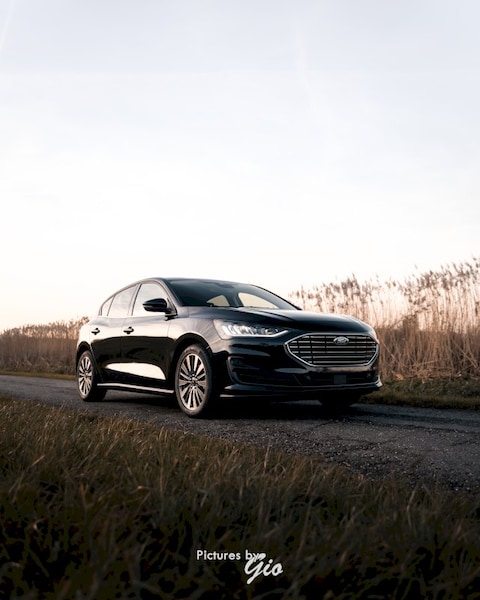 Ford Focus 1.0 EcoBoost 125pk Hybrid Titanium X