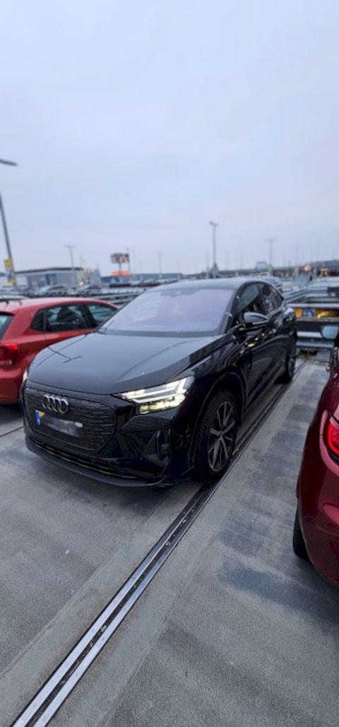 Audi Q4 Sportback e-tron 55 quattro S edition (2024)