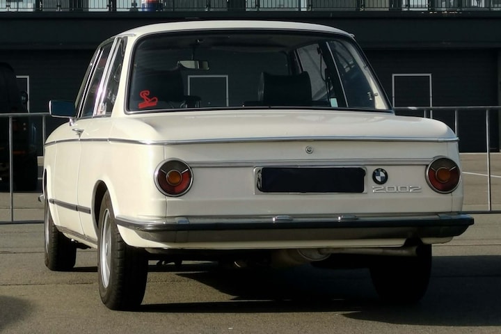 BMW 2002