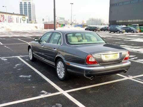 Jaguar XJ8 4.2 Executive (2004)