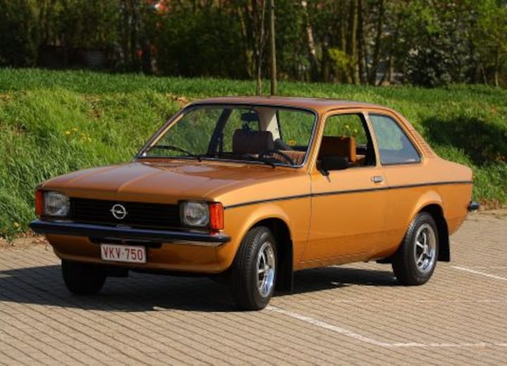 Opel Kadett C2 1200N Deluxe (1979)