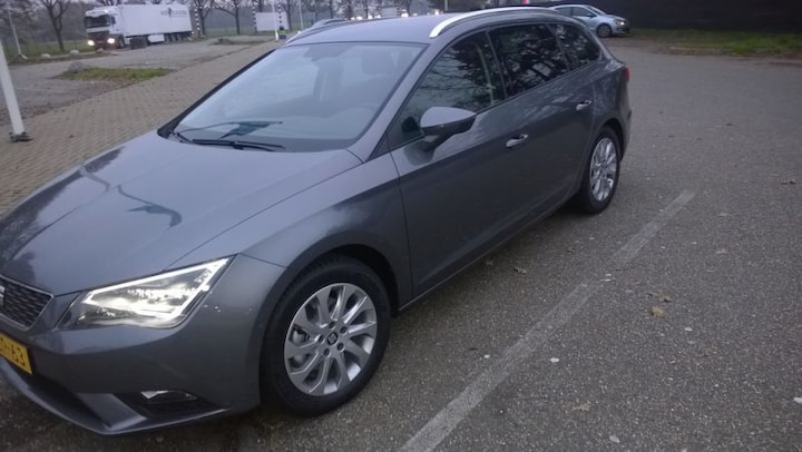 Seat Leon ST 1.6 TDI Ecomotive Style Business (2014)