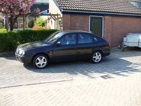 Toyota Corolla 2.0 D Linea Luna (1999)