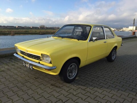 Opel 1.2N Sedan