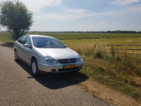 Citroën C5 1.8 16V Différence