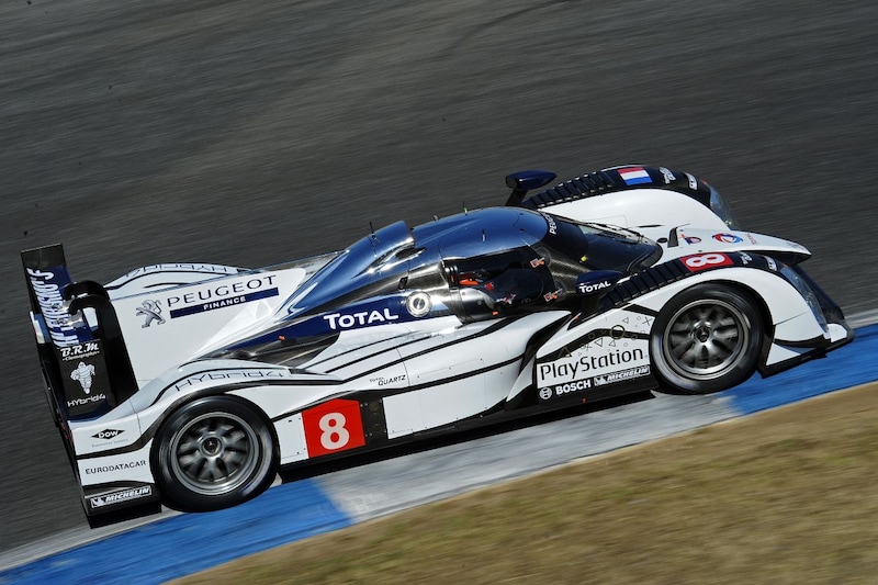 Peugeot 908