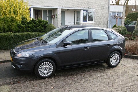 Ford Focus 1.6 16V Titanium