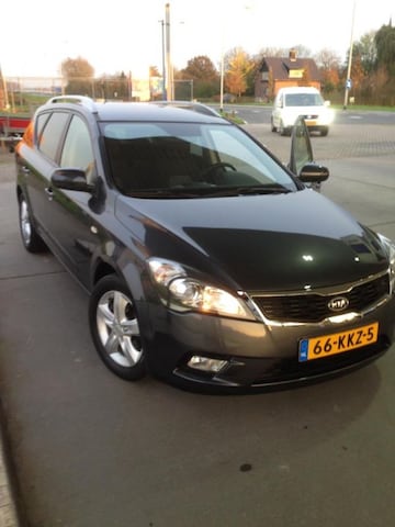 Kia Ceed Sporty Wagon 1.4 CVVT Se7en (2010)