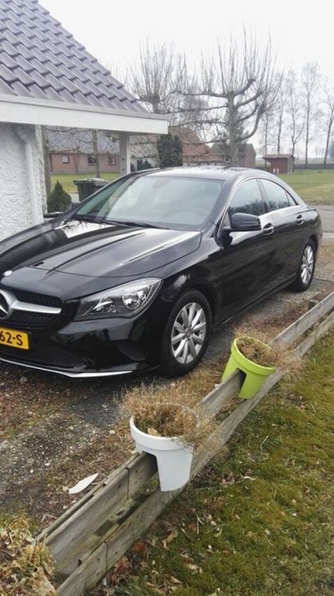 Mercedes-Benz CLA 180 BE (2016)