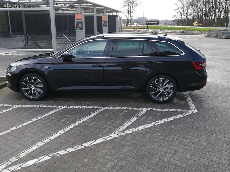 Skoda Superb Combi 2.0 TDI 190pk Greentech L&K Business (2017)