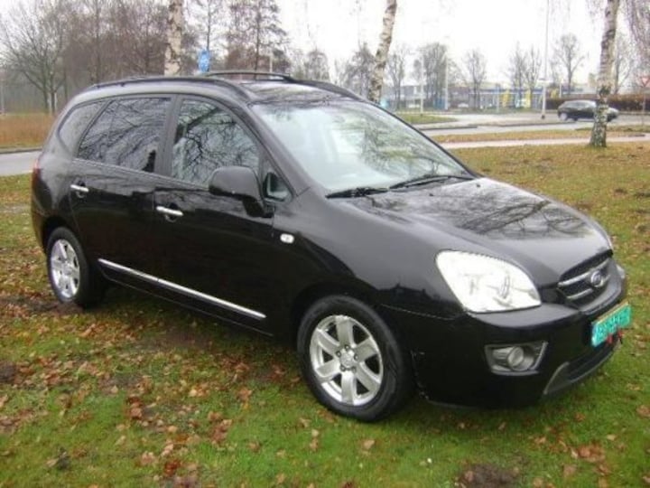 Kia Carens 2.0 CVVT X-clusive (2009)
