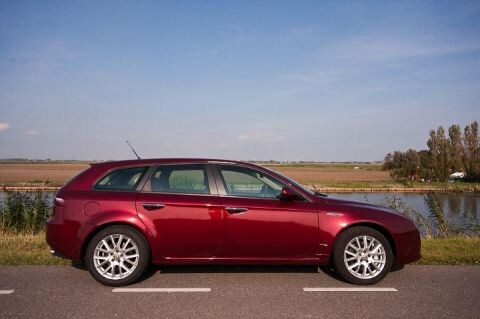 Alfa Romeo 159 Sportwagon 2.4 JTDm 20v Distinctive (2006)