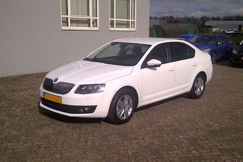Skoda Octavia 1.6 TDI Greenline Businessline (2014)