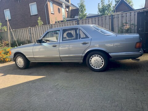 Mercedes-Benz 280 SE