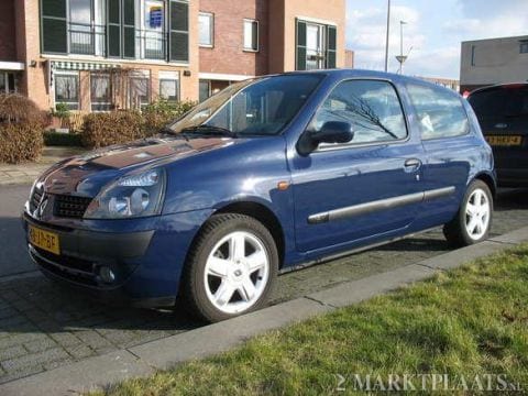 Renault Clio 1.2 16V Dynamique (2002)