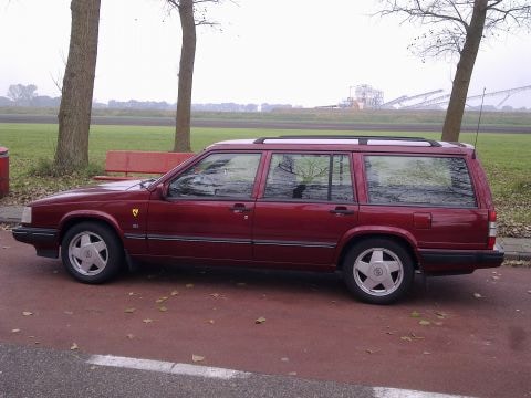 Volvo 940 Estate 2.3i Turbo (1996)