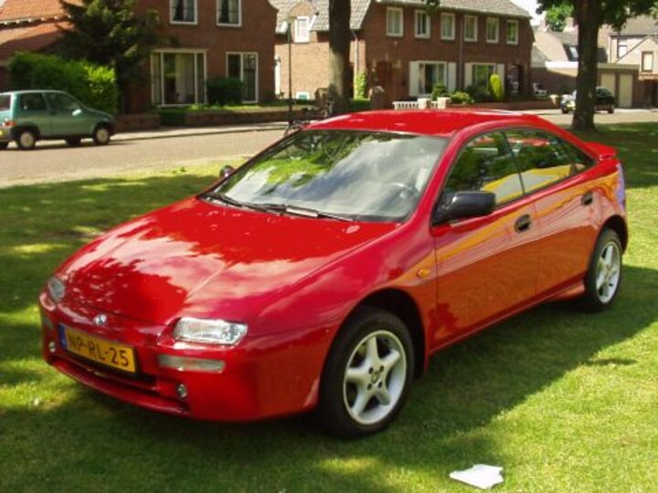 Mazda 323 F 1.8i GLX