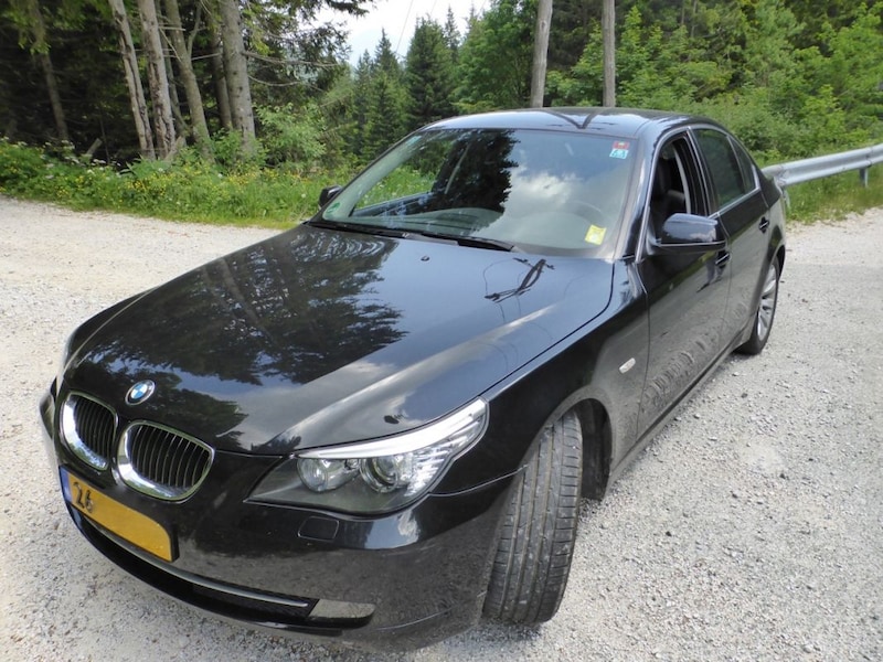 BMW 530i High Executive (2009)