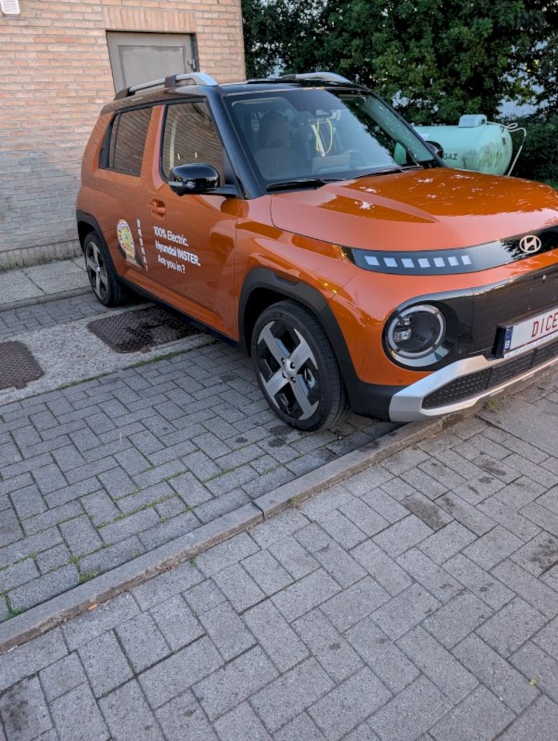 Hyundai Inster 49kWh Evolve Sky Plus (2025)