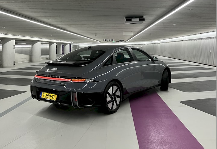 Hyundai Ioniq 6 77.4kWh Style (2023)