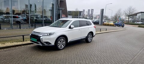 Mitsubishi Outlander 2.0 ClearTec Instyle 2WD