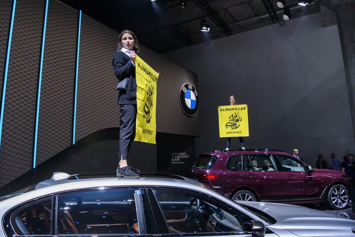 greenpeace co2 iaa frankfurt klimaat milieu activist