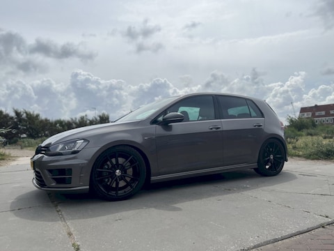 Volkswagen Golf 2.0 TSI 4Motion R