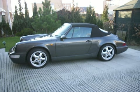 Porsche 911 Carrera 4 Cabriolet
