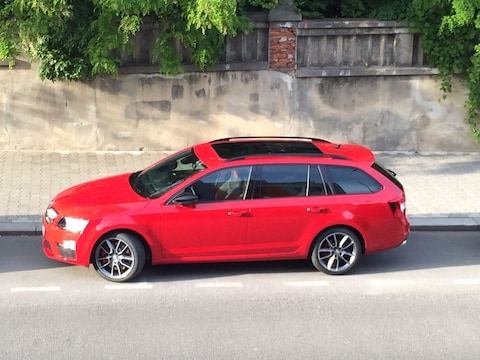 Skoda Octavia Combi 2.0 TDI 184pk RS (2015)