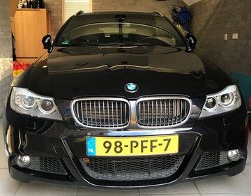 BMW 325i Touring M Sport Edition (2011)
