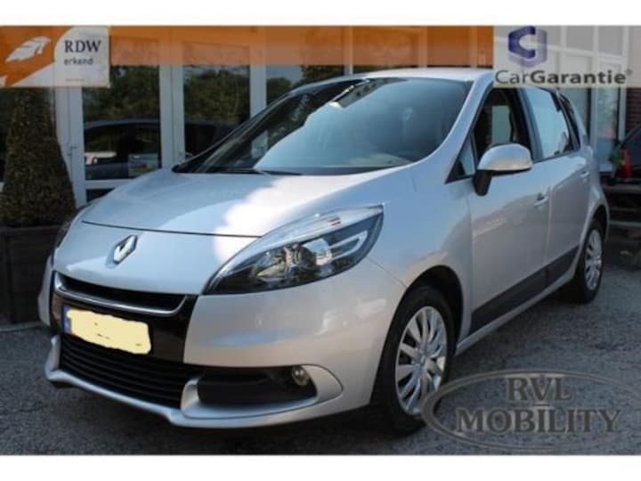 Renault Scénic dCi 110 Energy Expression (2012)