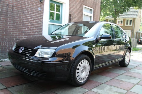 Volkswagen Bora 1.9 TDI 100pk Sportline