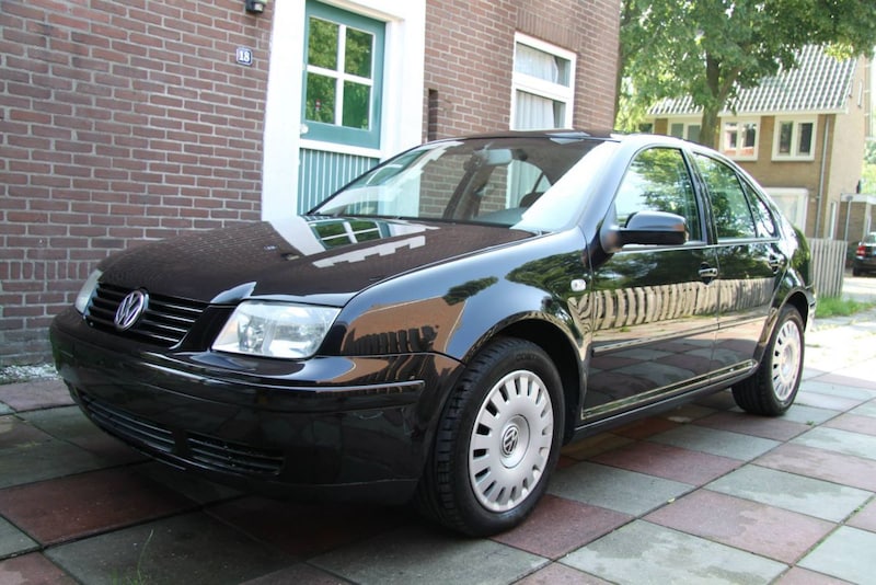 Volkswagen Bora 1.9 TDI 100pk Sportline (2003)