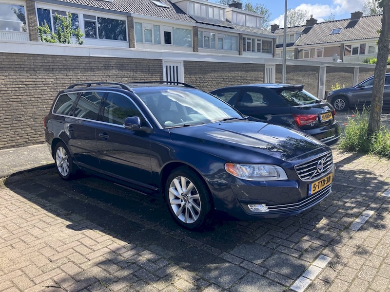 Volvo V70 D4 Nordic+ (2014)