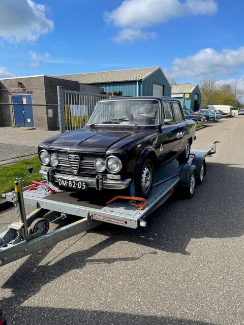 Alfa Romeo Giulia Super 1300