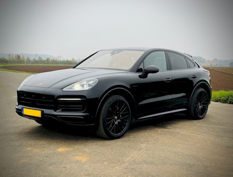 Porsche Cayenne E-Hybrid Coupé (2022)