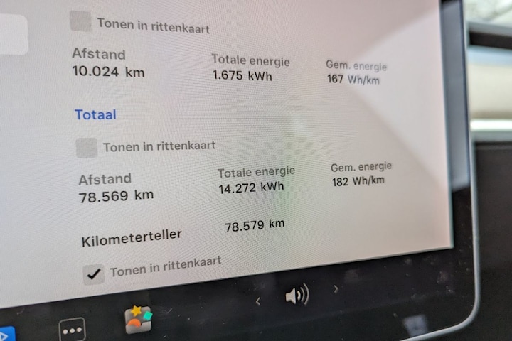 Tesla kilometerteller